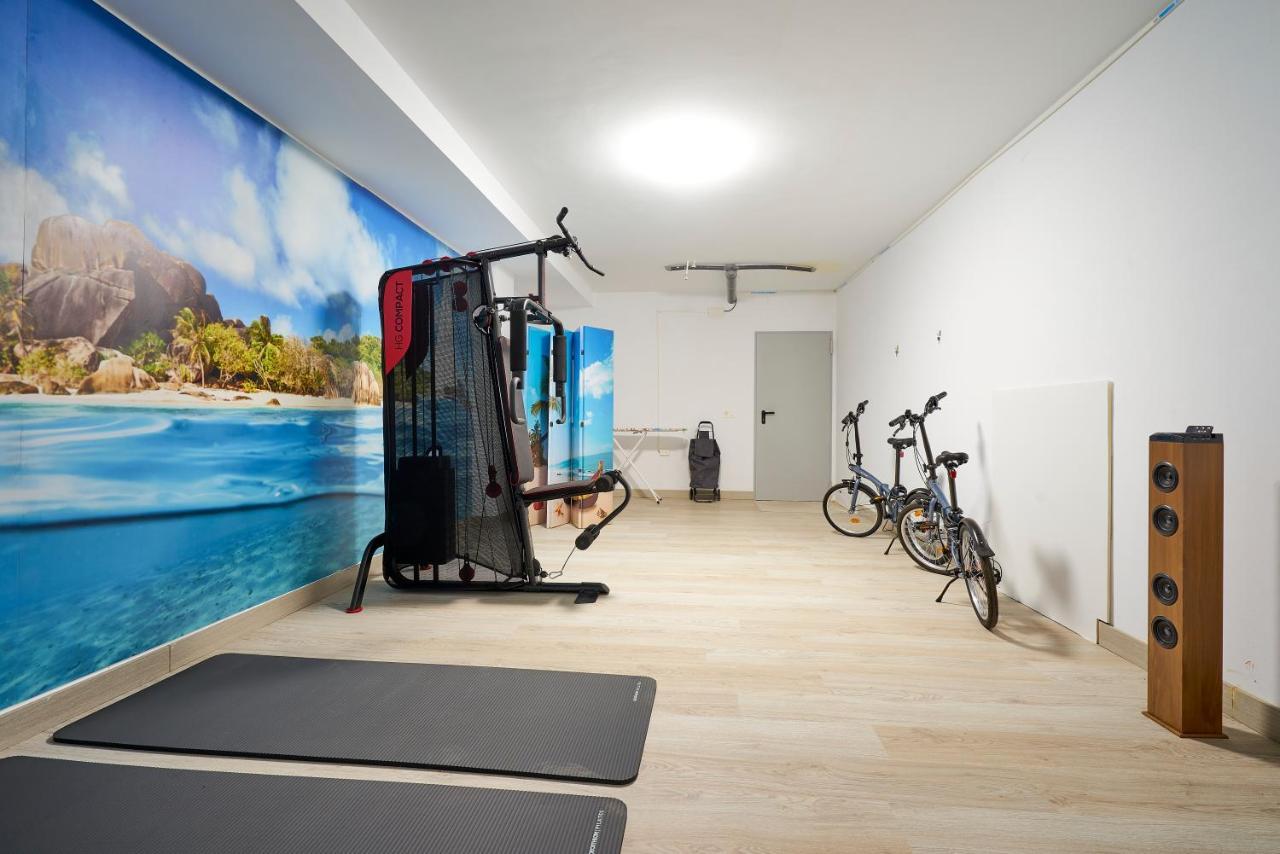 Studio Deluxe With Shared Roof Terrace Malaga Exterior photo